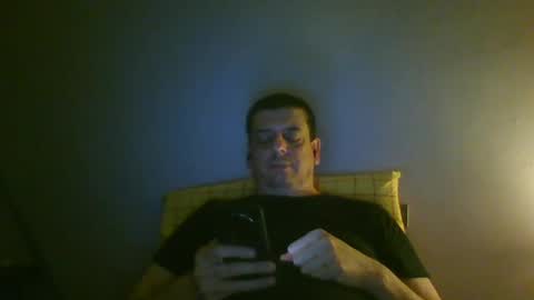 Snapshot of giaco1982 chatting on October 24, 2025, 4:42 am samuel online show from October 24, 2025, 4:42 am