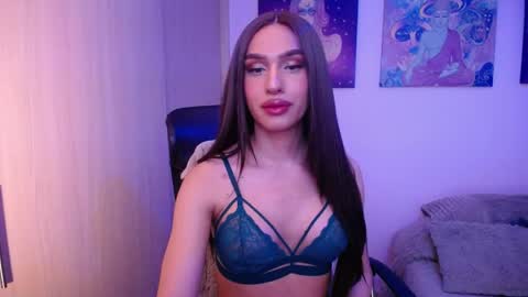 Gia Mint  online show from May 5, 2026, 2:41 am