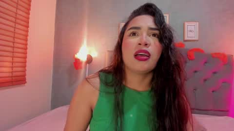 giannaslimjb online show from October 4, 2025, 3:48 am