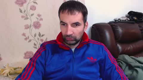 Gianni online show from November 16, 2025, 1:17 pm