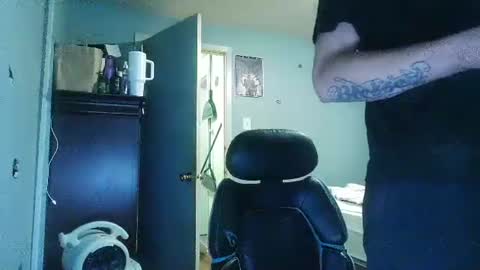 giantdick4u1991 online show from September 30, 2025, 4:56 pm