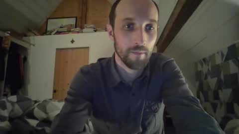 gib_xou online show from October 24, 2025, 6:48 pm