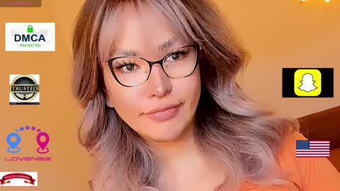 Snapshot of giftedgirl4u chatting on January 19, 2025, 2:25 am Ms. Abby - IF YOU DEMAND I DEMAND ASWELL- online show from January 19, 2025, 2:25 am