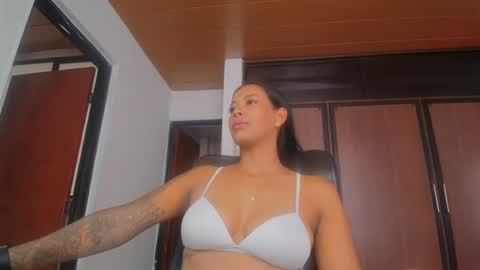 Snapshot of gigimiler8 chatting on September 22, 2025, 8:44 pm Sharlotte  online show from September 22, 2025, 8:44 pm