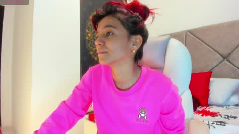 Gimena online show from December 29, 2024, 7:22 pm