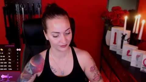 gina_hotlick online show from February 5, 2025, 5:09 pm