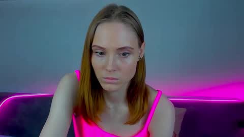 Gina online show from November 24, 2025, 11:10 am