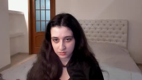 Kate online show from January 25, 2025, 4:13 pm