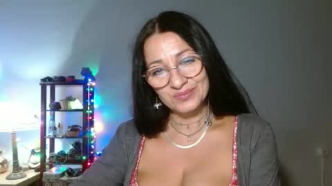 GinaONeon online show from October 10, 2025, 8:19 pm