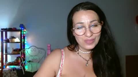 GinaONeon online show from October 24, 2025, 6:59 pm