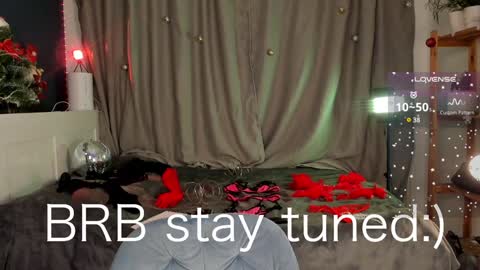 Gina online show from December 15, 2024, 3:42 pm