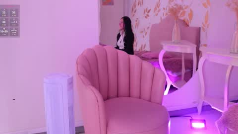 Snapshot of ginevra_esposito chatting on February 18, 2026, 12:45 pm Ginn online show from February 18, 2026, 12:45 pm