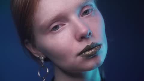        im expecting 350 thumbs up on my altar   online show from October 9, 2025, 10:19 pm