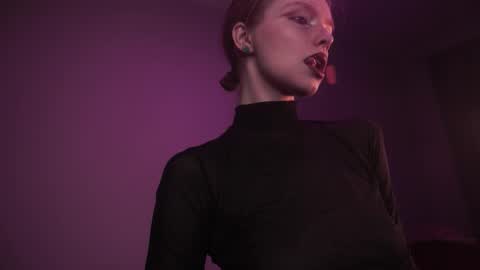        im expecting 350 thumbs up on my altar   online show from January 18, 2026, 10:02 pm