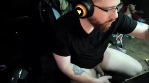 Snapshot of ginguy chatting on December 18, 2024, 7:15 am Ginguy online show from December 18, 2024, 7:15 am