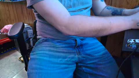 Snapshot of ginguy chatting on January 19, 2025, 7:04 am Ginguy online show from January 19, 2025, 7:04 am