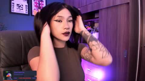 Snapshot of ginnaaaa_ chatting on November 28, 2025, 11:57 am Ginnaa online show from November 28, 2025, 11:57 am