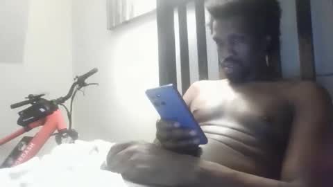 gino_crazy87 online show from April 17, 2026, 3:53 am