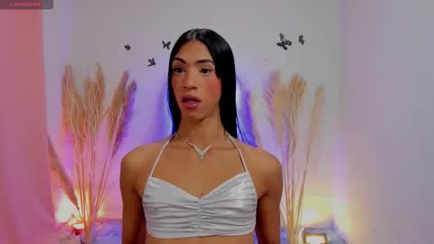 gio_gray online show from November 7, 2025, 10:26 am