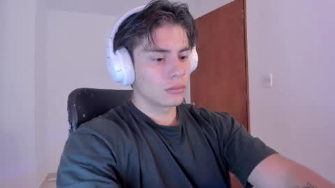 GioRusso online show from October 9, 2025, 5:44 pm