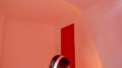 GioRusso online show from November 2, 2025, 8:44 pm