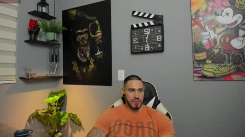 Giorgio leone online show from December 31, 2024, 1:36 am