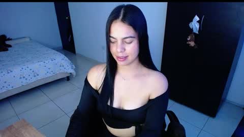 GIO RIVERA online show from December 6, 2024, 3:08 am