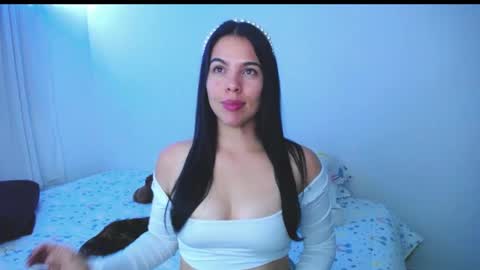 GIO RIVERA online show from February 27, 2025, 4:31 am