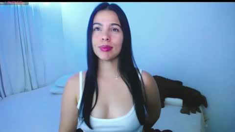 GIO RIVERA online show from March 7, 2025, 4:13 am