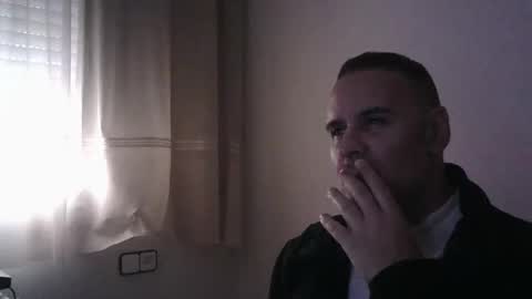 Snapshot of gioshadow chatting on January 10, 2025, 12:36 pm gioshadow online show from January 10, 2025, 12:36 pm