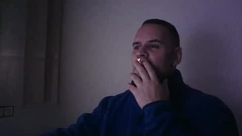 Snapshot of gioshadow chatting on January 24, 2025, 2:51 pm gioshadow online show from January 24, 2025, 2:51 pm