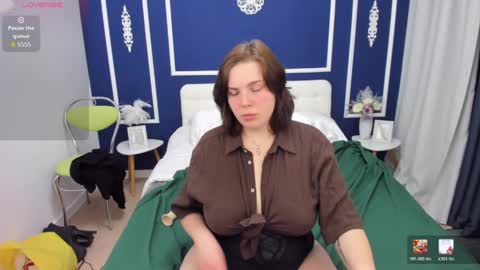 Giovana online show from April 3, 2026, 6:55 am