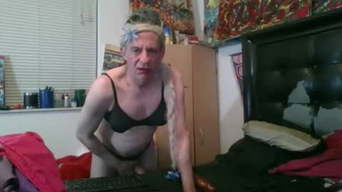 giovanni131971 online show from March 13, 2026, 7:59 am