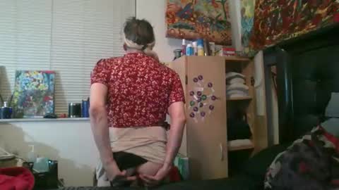 giovanni131971 online show from April 2, 2026, 12:19 am