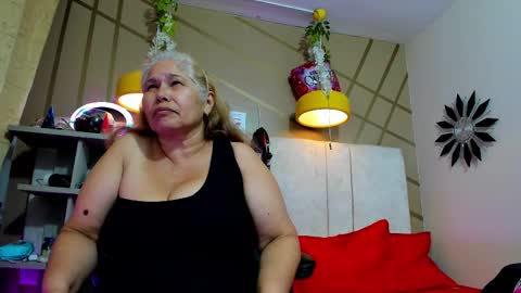 Girl Amada online show from March 1, 2025, 7:51 am