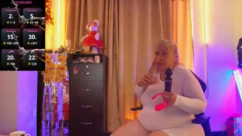 Girl Amada online show from February 15, 2026, 12:58 pm