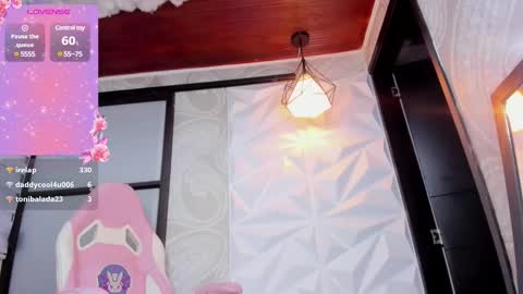 emily online show from March 8, 2025, 11:16 am