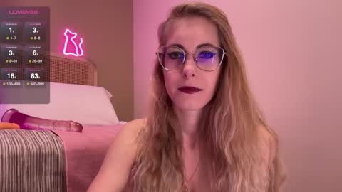 Nikki online show from January 18, 2025, 5:37 pm