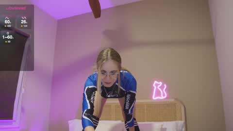 Nikki online show from March 11, 2025, 6:41 pm