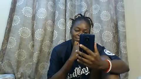 Sexy online show from November 6, 2025, 6:36 am