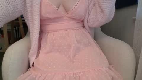 Marina online show from April 7, 2026, 1:22 pm