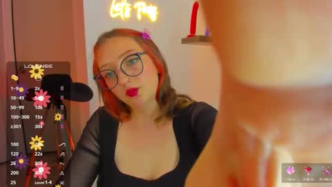 Maze    Thumbs up online show from October 1, 2025, 9:54 pm