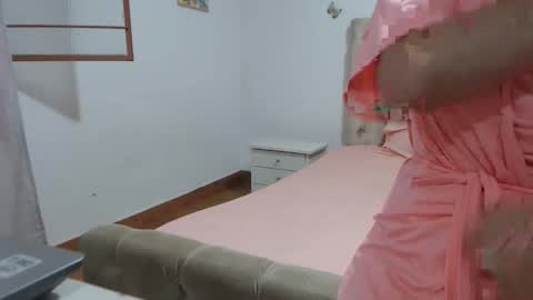 Victoria online show from November 5, 2025, 11:32 am