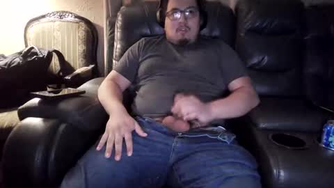 Snapshot of girthysausage904344 chatting on March 12, 2025, 5:24 am GirthySausage online show from March 12, 2025, 5:24 am