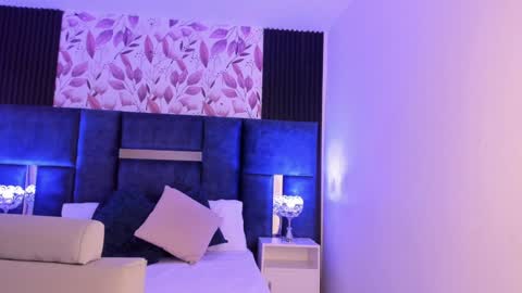     online show from February 2, 2025, 8:57 am