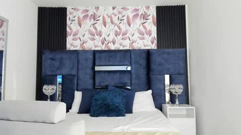     online show from February 16, 2025, 10:43 am