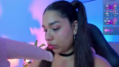 Snapshot of giselle_upp chatting on November 19, 2025, 3:28 am Giselle online show from November 19, 2025, 3:28 am