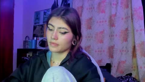 Giulietta online show from January 29, 2025, 2:19 am