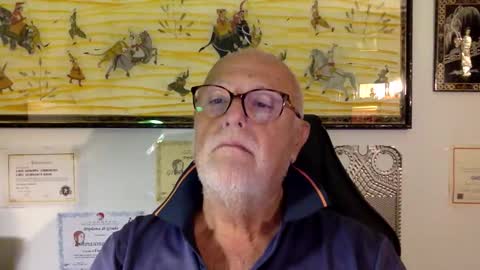giutomma930394 online show from June 3, 2026, 9:20 pm