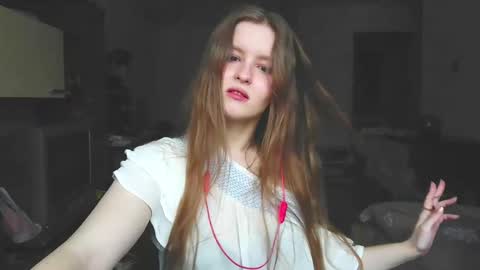 Adeline online show from February 26, 2026, 7:07 am